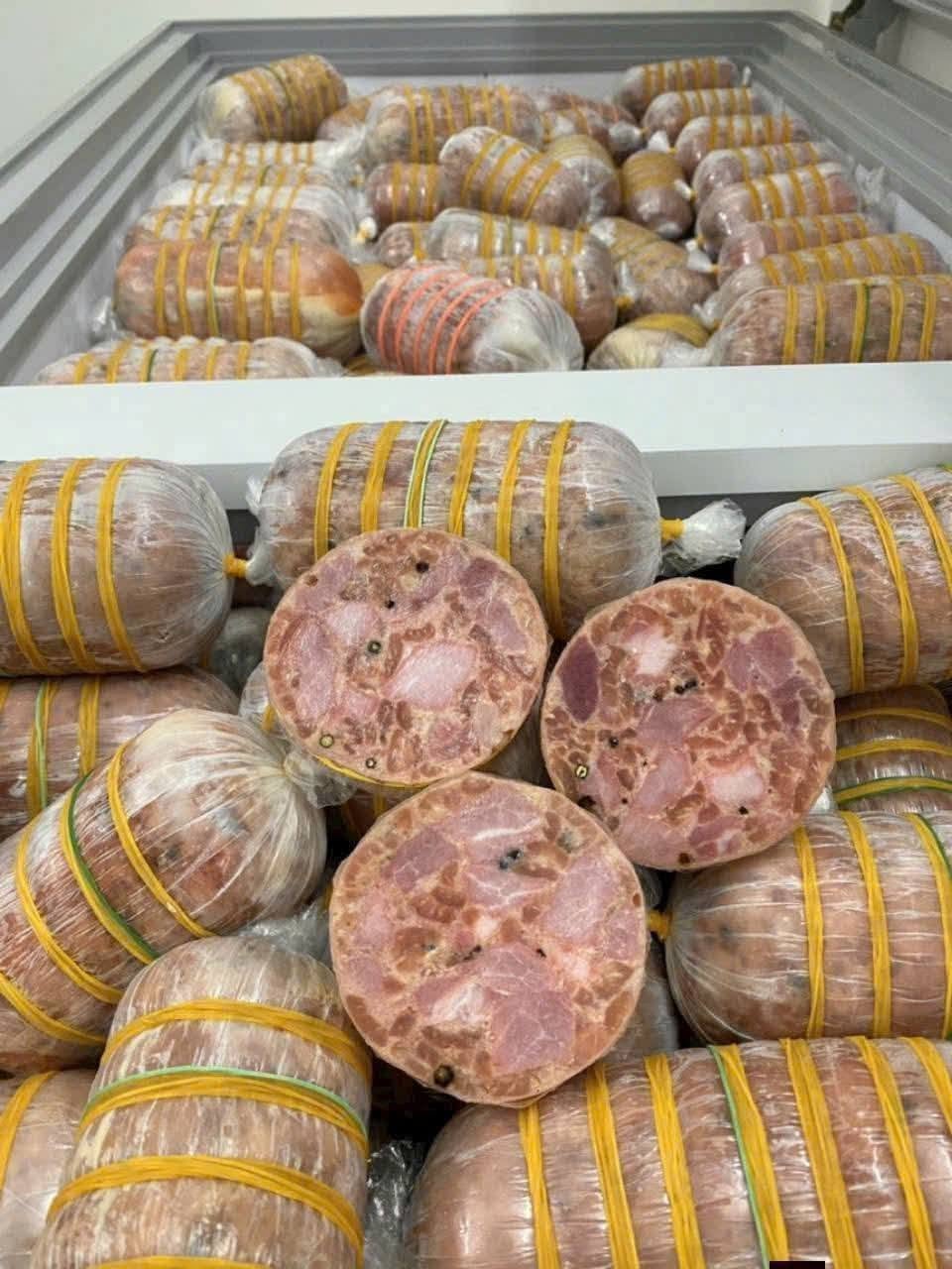 Nguyên liệu làm pate thịt nguội xào