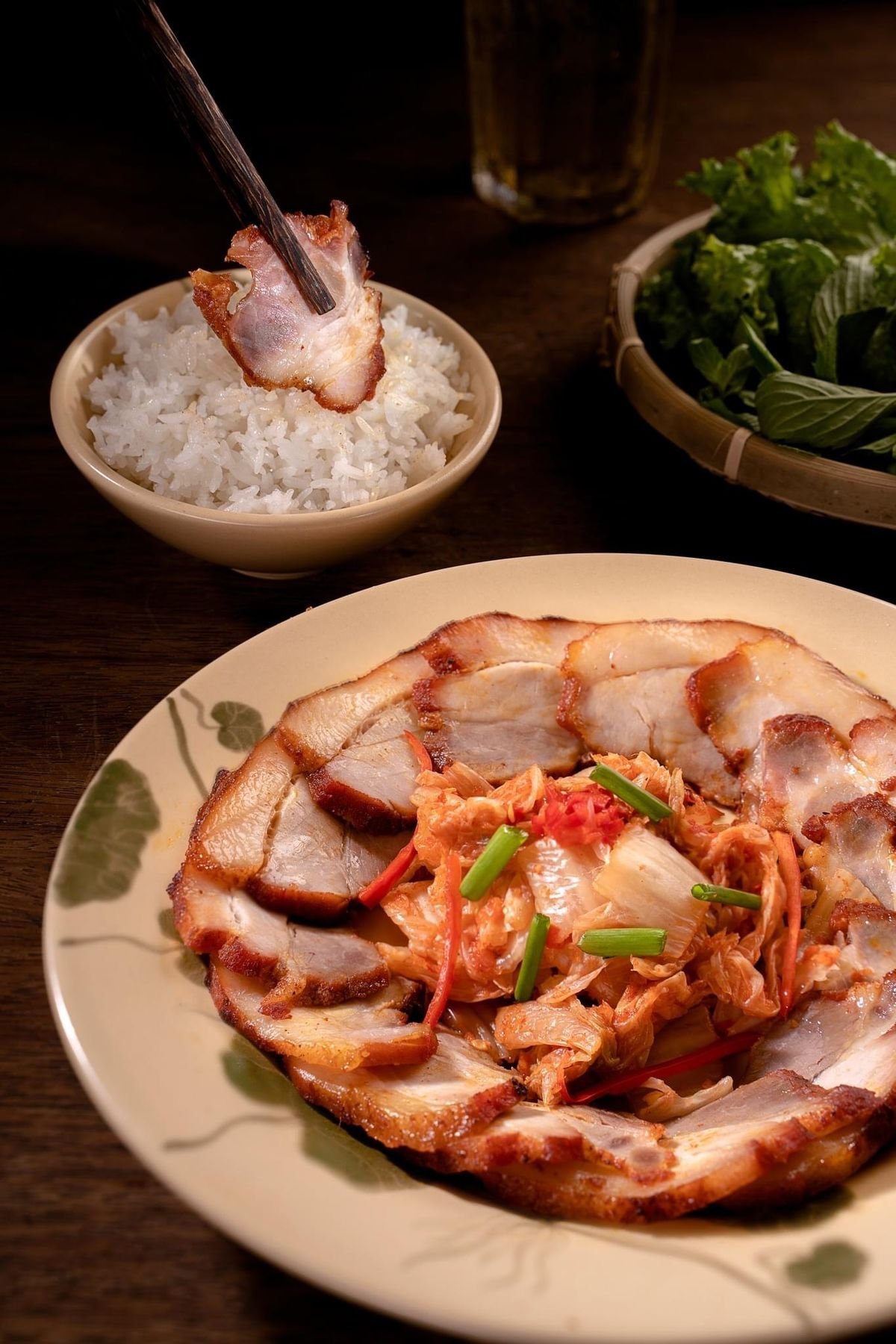Cach lam thit ba roi muoi banh mi thom ngon chuan vi tai nha
